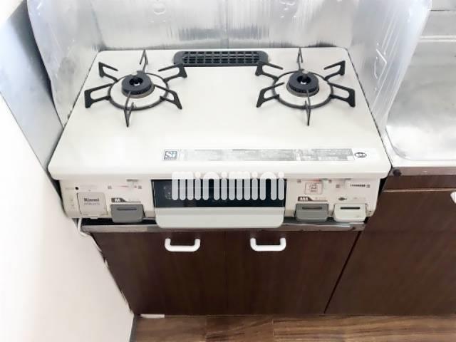 キッチン　２口ガスコンロ付きです