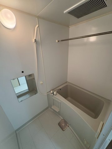 バス・シャワールーム　お風呂で日々の疲れを落としましょう