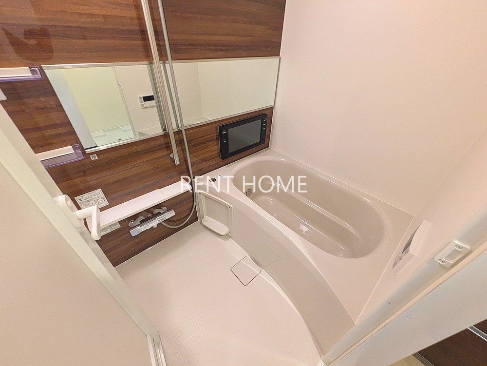 バス・シャワールーム　浴室TV付いてます