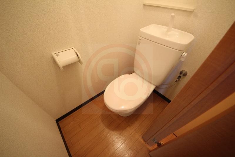 トイレ　清潔感のあるトイレです