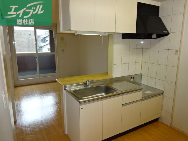 キッチン　キッチン