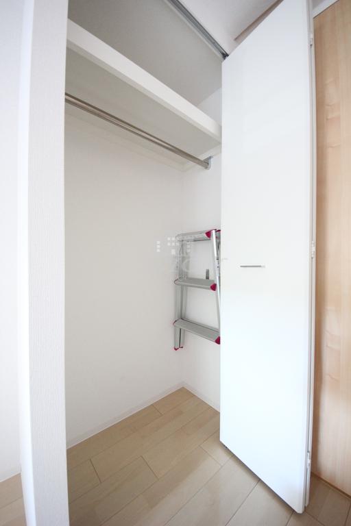 収納　室内写真は別タイプのものです