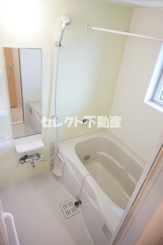 バス・シャワールーム　【エスポワール・ジェルメ　V】日々の暮らしに欠かせないお風呂