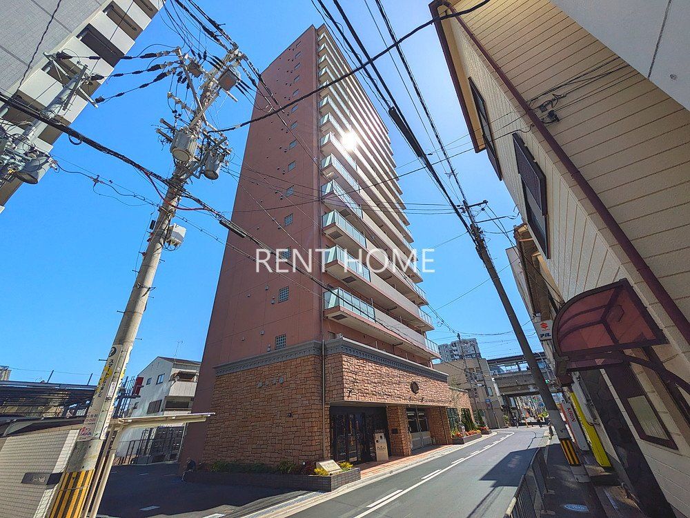 建物外観　鉄筋コンクリート造15階建て