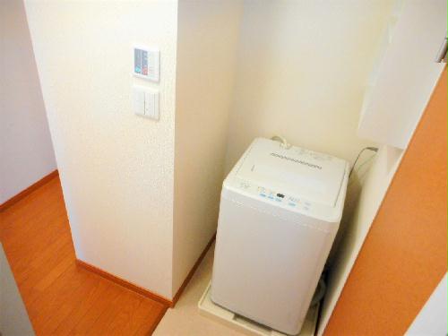 その他設備　洗濯機も付いています