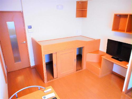 居室・リビング　フローリングのお部屋です