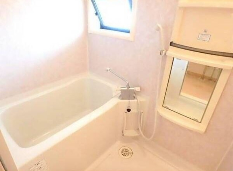 バス・シャワールーム　図面と現状に相違がある場合には現状を優先