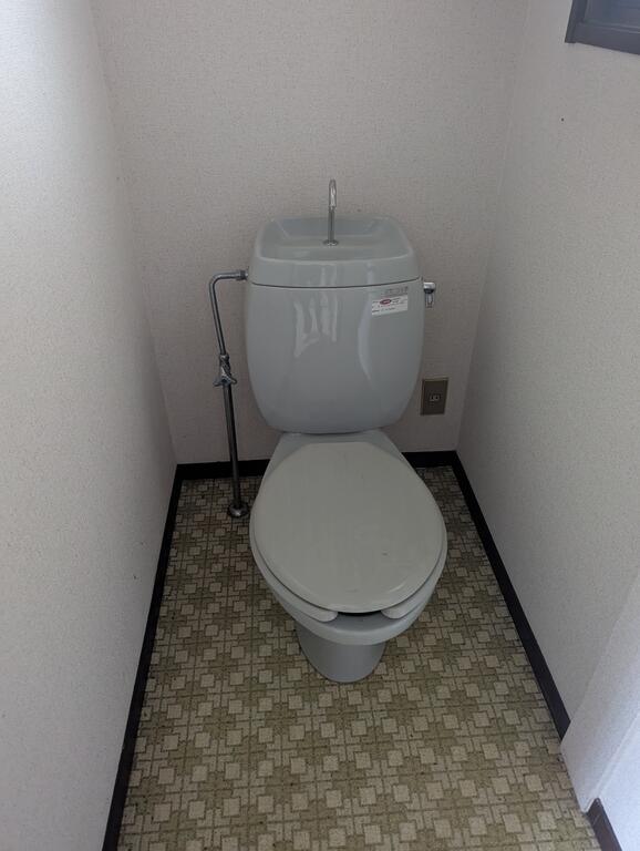 パインハイツC棟のトイレ写真