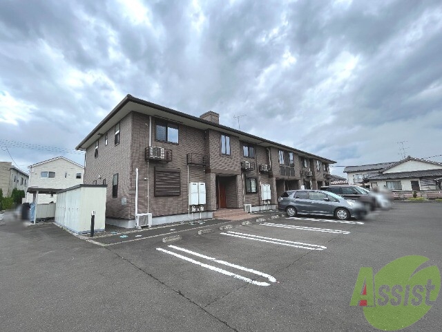 建物外観　岩沼市南長谷字原「リバーサイド無限２」