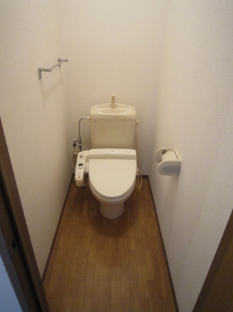 トイレ　トイレもきれいです