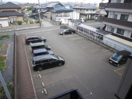 駐車場　駐車スペースもあります