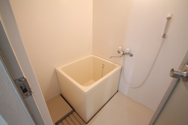 バス・シャワールーム　※同物件別号室の写真になります