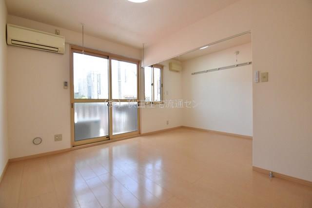 居室・リビング　洋室9帖