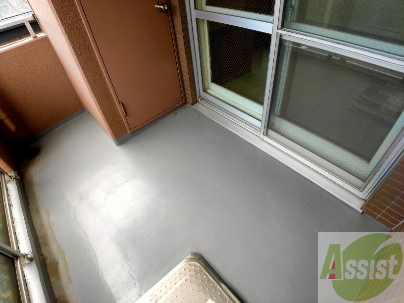 バルコニー　バルコニーです。洗濯物を干したり一息ついたりできますね！