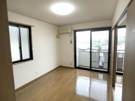 居室・リビング　居室