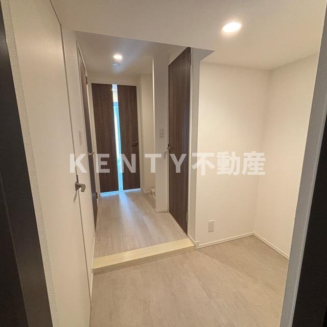 玄関　収納もある玄関です