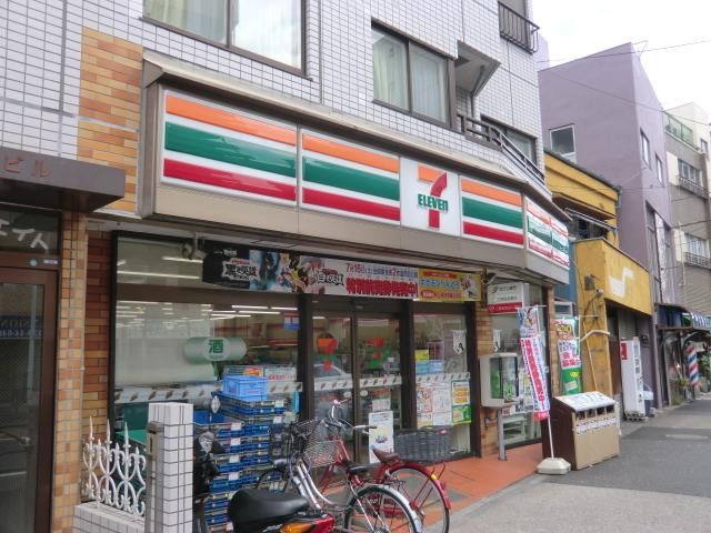 コンビニ　セブンイレブン（コンビニ）まで120m