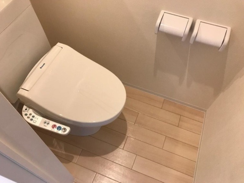 トイレ　図面と現状に相違がある場合には現状を優先