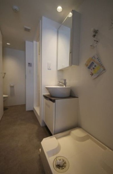 洗面設備　※別部屋の参考写真です。