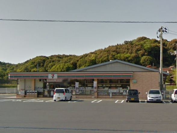 コンビニ　セブンイレブン（コンビニ）まで4550m