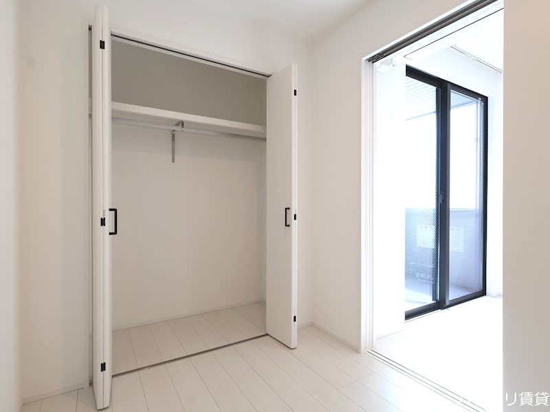 収納　画像は同型タイプの為現状を優先致します。