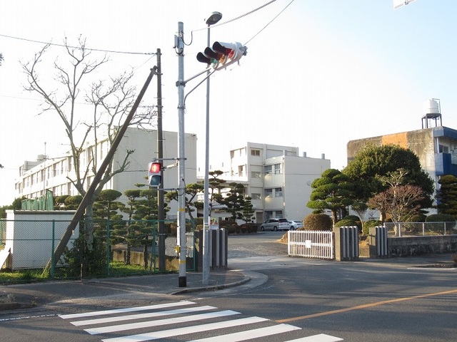 中学校　防府市立佐波中学校（中学校）まで450m