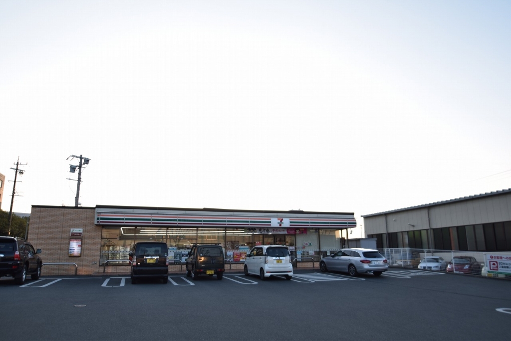 コンビニ　セブンイレブン 佐鳴台グリーンストリート店（コンビニ）まで537m