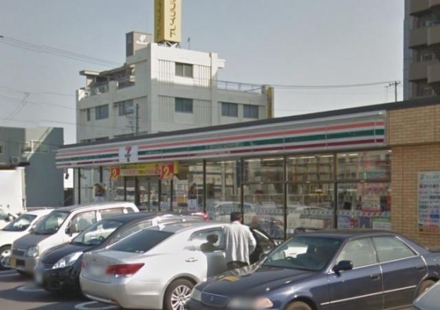 コンビニ　セブンイレブン高松木太町中浜店（コンビニ）まで918m