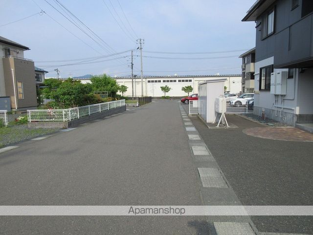 その他　周辺道路（その他）まで0m