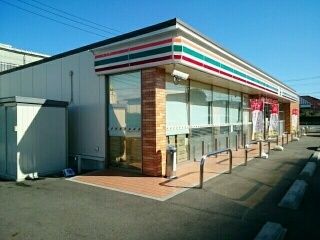 コンビニ　セブンイレブン　せんい４丁目店（コンビニ）まで400m