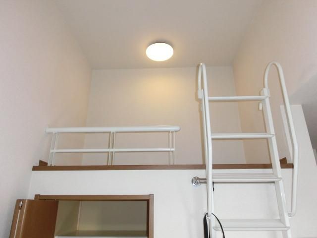 居室・リビング　ロフト付き