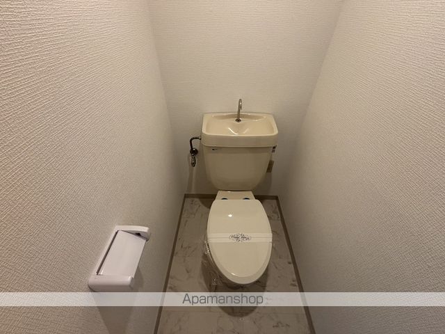 阪急京都線 淡路駅 徒歩3分 4階建 築33年のトイレ写真