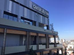 スーパー　クイーンズ伊勢丹十条店（スーパー）まで657m