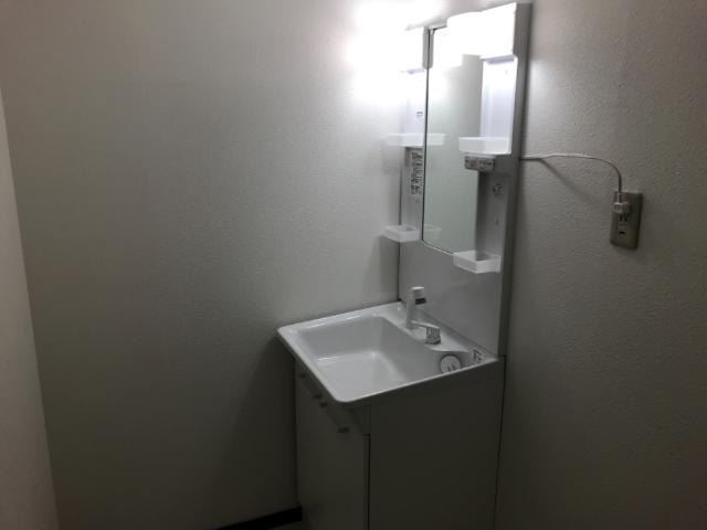 洗面設備　洗髪洗面化粧台