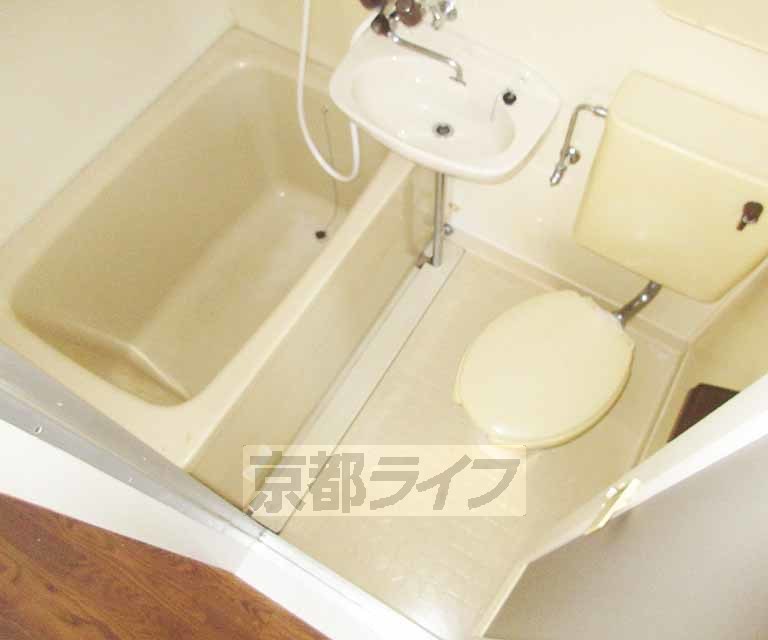 バス・シャワールーム　ユニット・・