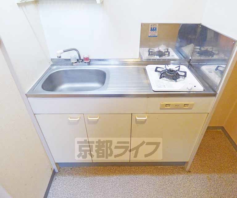 キッチン　キッチンです。