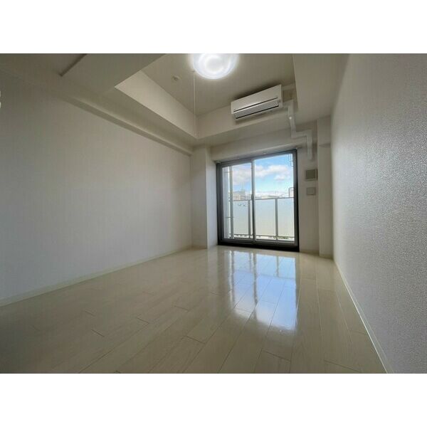 居室・リビング　居間です