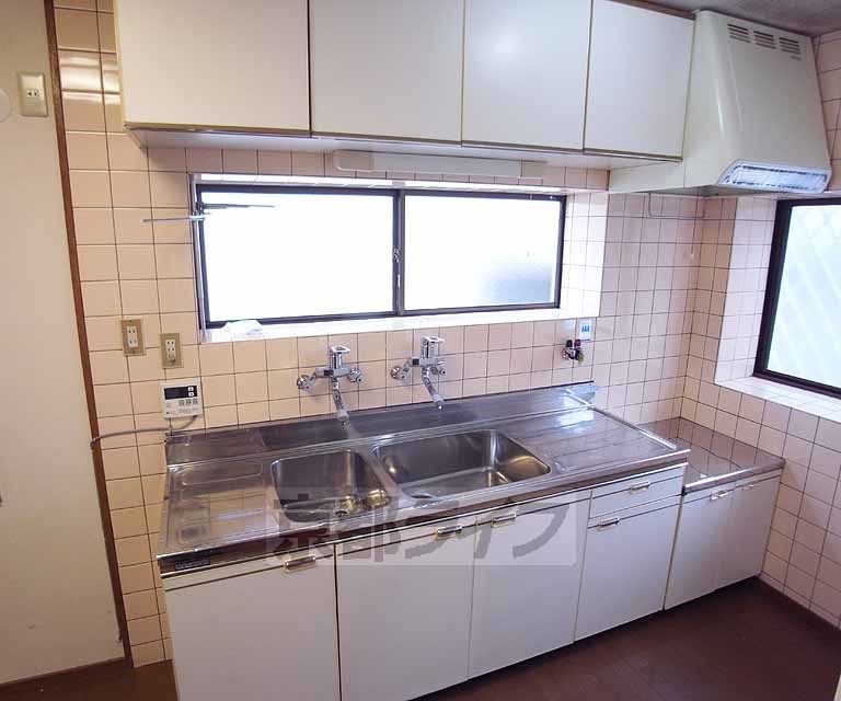 キッチン　広いキッチンでお料理が楽しくなります・