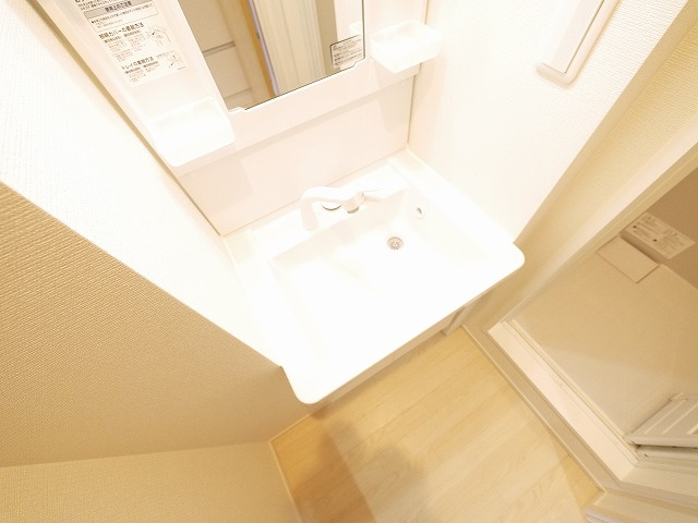 洗面設備　独立洗面台です