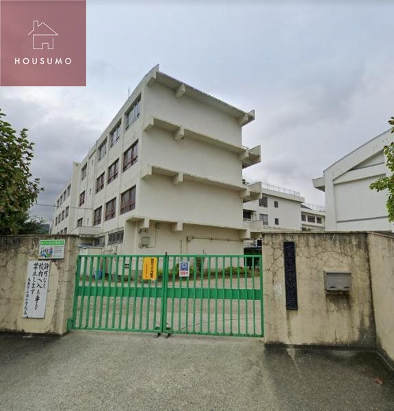 小学校　大東市立泉小学校（小学校）まで296m