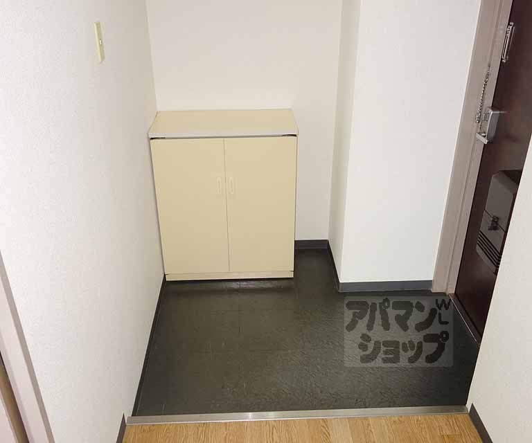 玄関　広々した玄関です