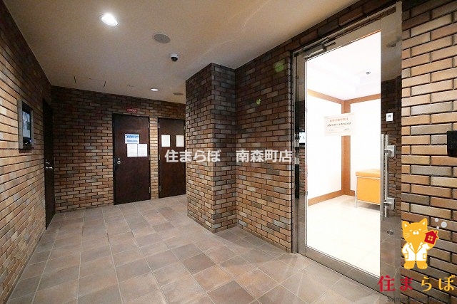 ロビー　「毎日をちょっと丁寧にする一歩を、一緒に。」