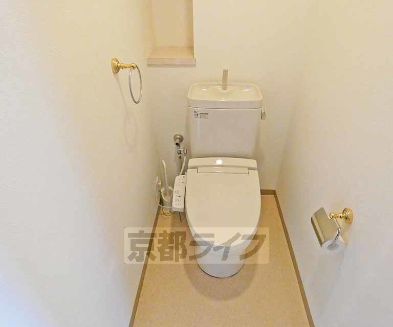 トイレ　ウォシュレット付きです！