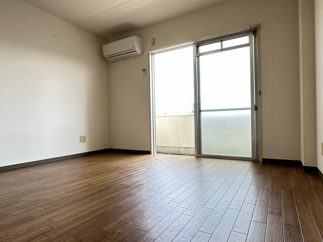 居室・リビング　同仕様