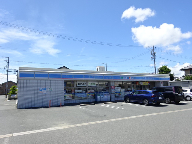 コンビニ　ローソン（コンビニ）まで645m