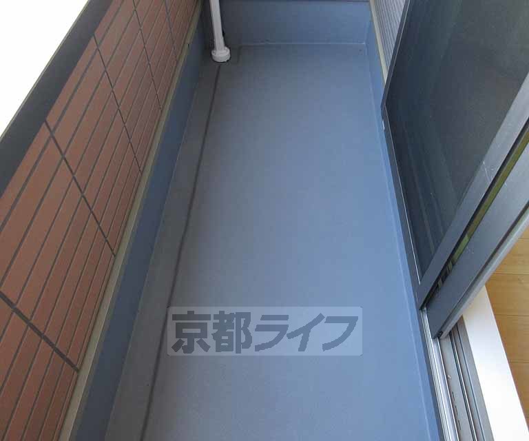 バルコニー　幅員の広いバルコニーです