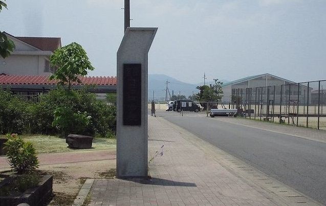 中学校　白石中学校（中学校）まで530m