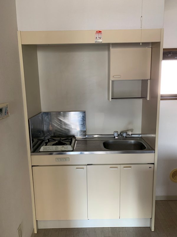 キッチン　反転間取り参照