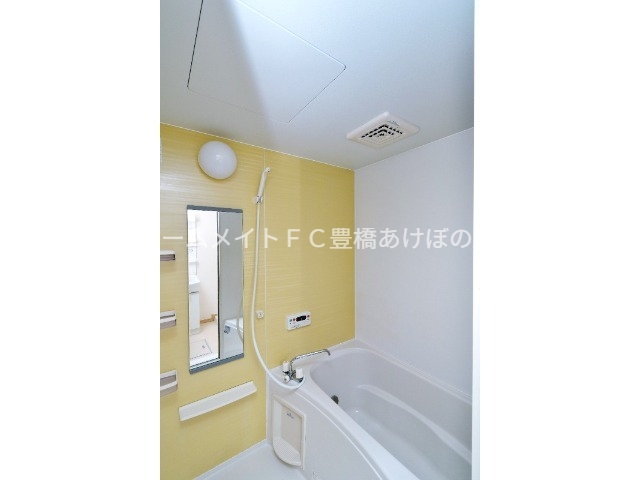 バス・シャワールーム　バス