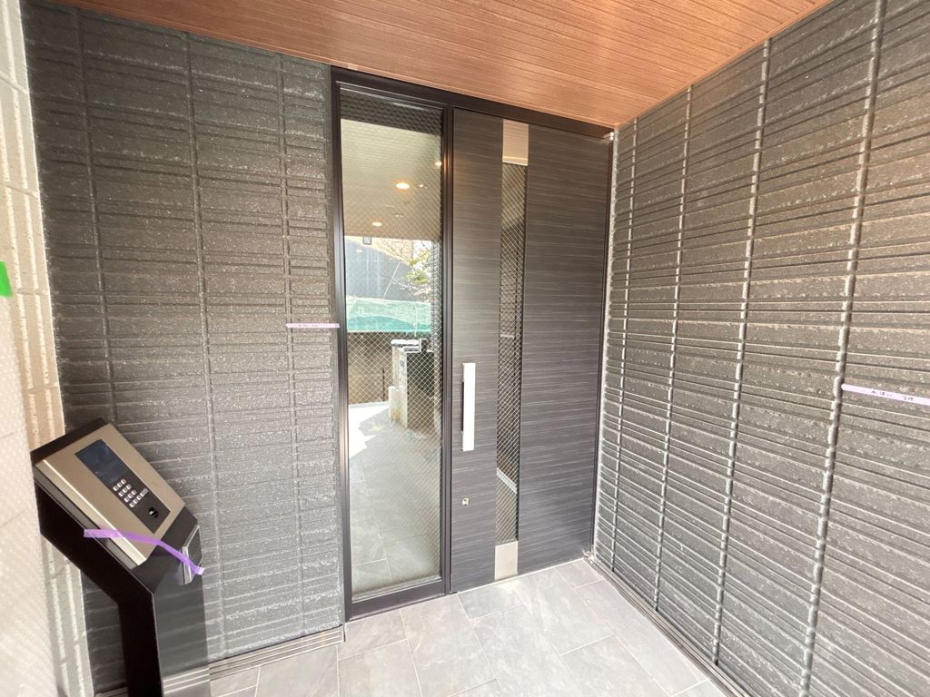 エントランス　エントランス